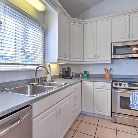Southport Condo With Fire Pit, Deck And Private Pool Exteriör bild