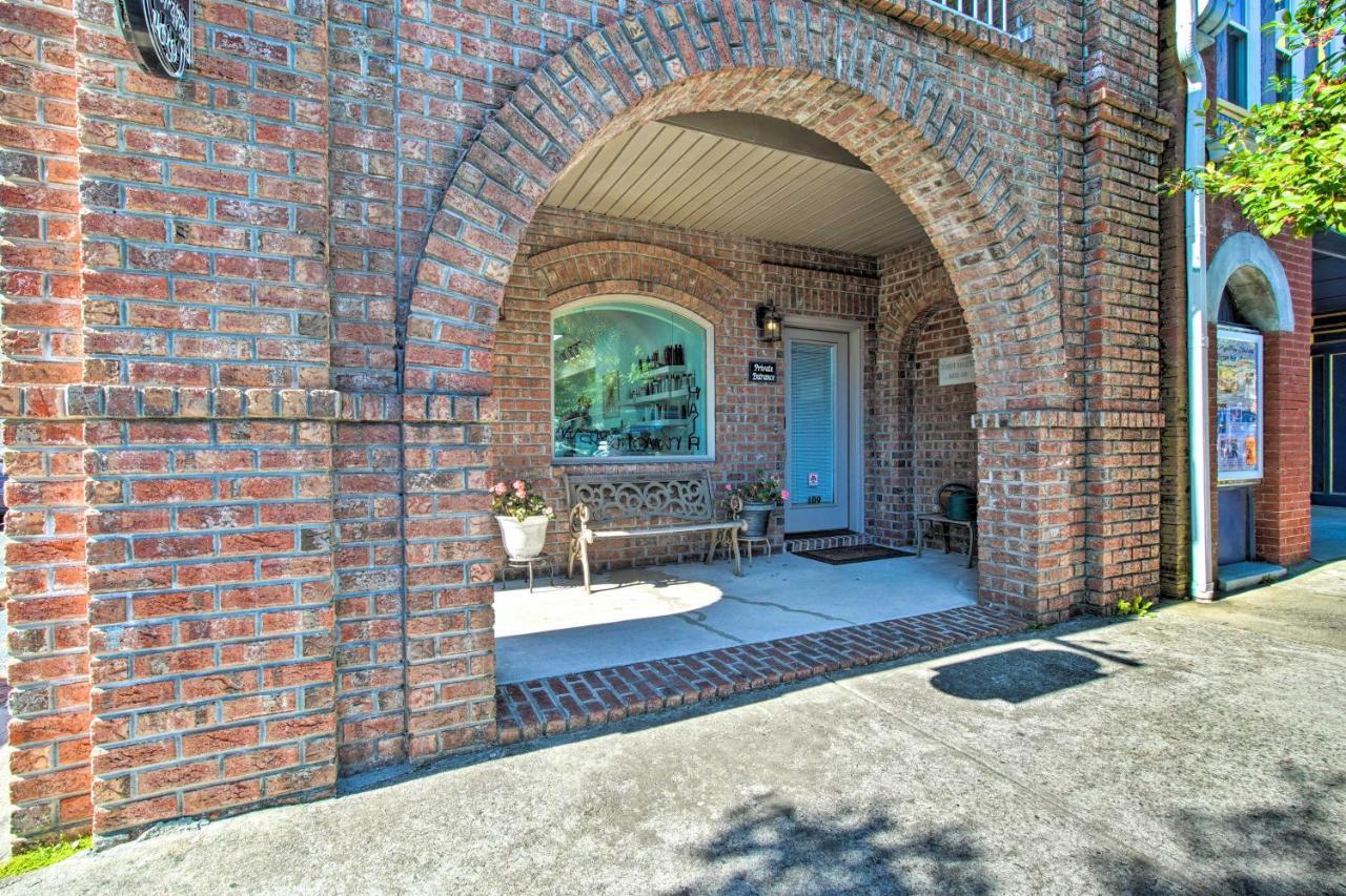 Southport Condo With Fire Pit, Deck And Private Pool Exteriör bild